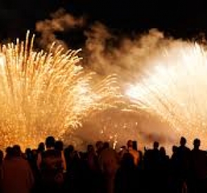 FELIMAR COM S.R.L. - FOCURI DE ARTIFICII PROFESIONALE - EFECTE SPECIALE - SPECTACOLE PIROTEHNICE