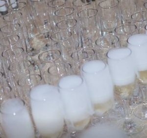 ERICKSOUND & EVENTS - DJ - SONORIZARE - LUMINI - FUM GREU - GHEATA CARBONICA